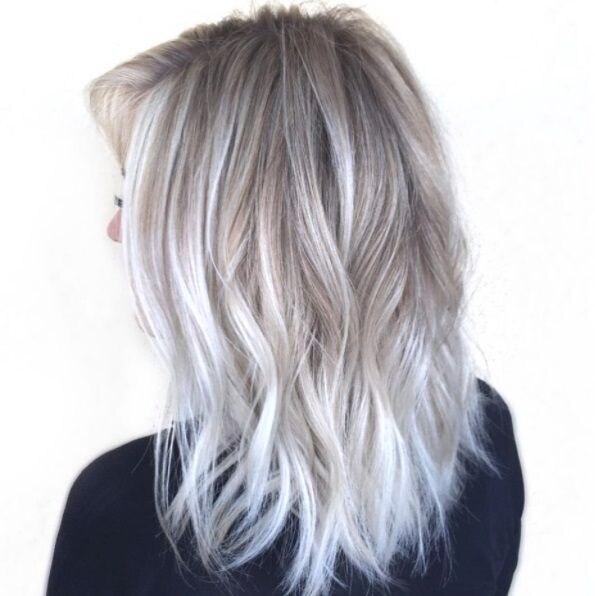feathered-fringe-layered-bob-hairstyle