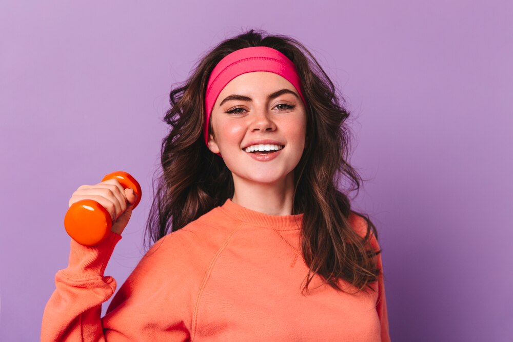 Inspirasi cara menghias rambut mudah dengan headband