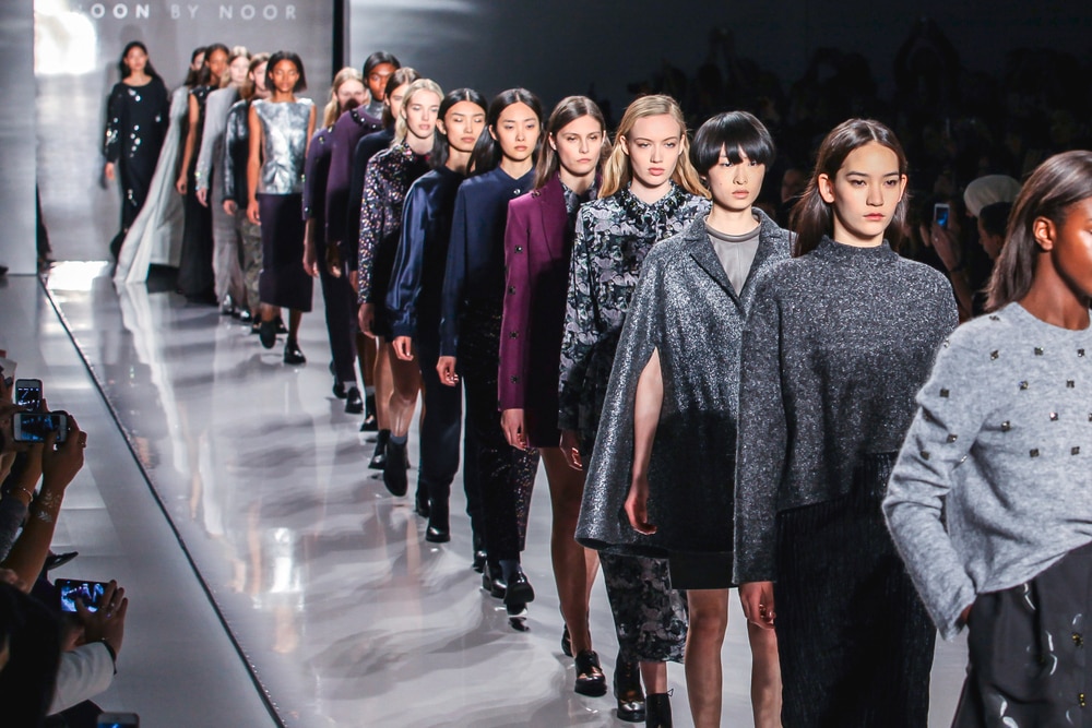 Inspirasi Model Rambut Pendek dari New York Fashion Spring Summer 2020