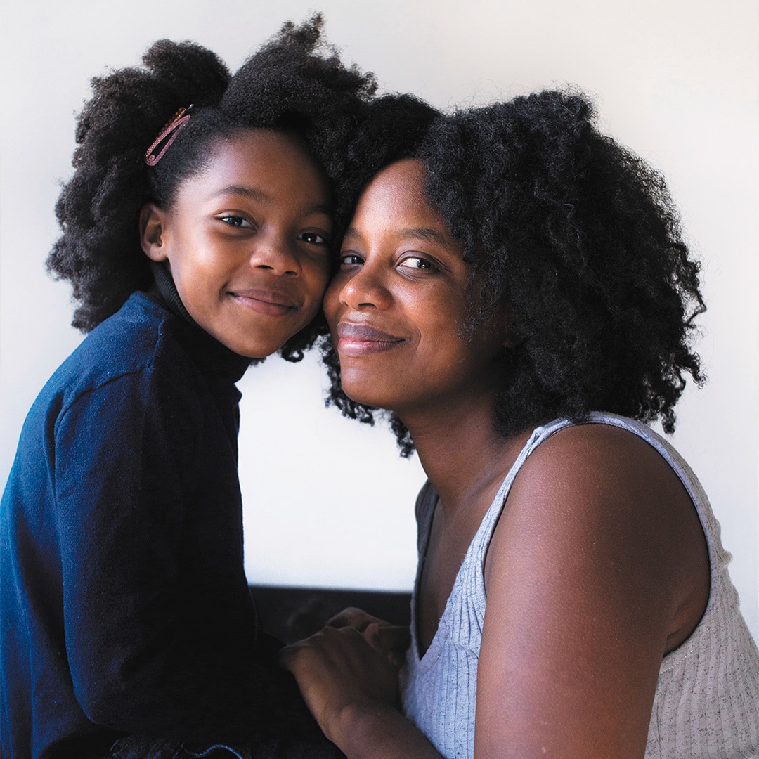 Chrystèle, Digital Manager & Proud Kinky-Haired Mom