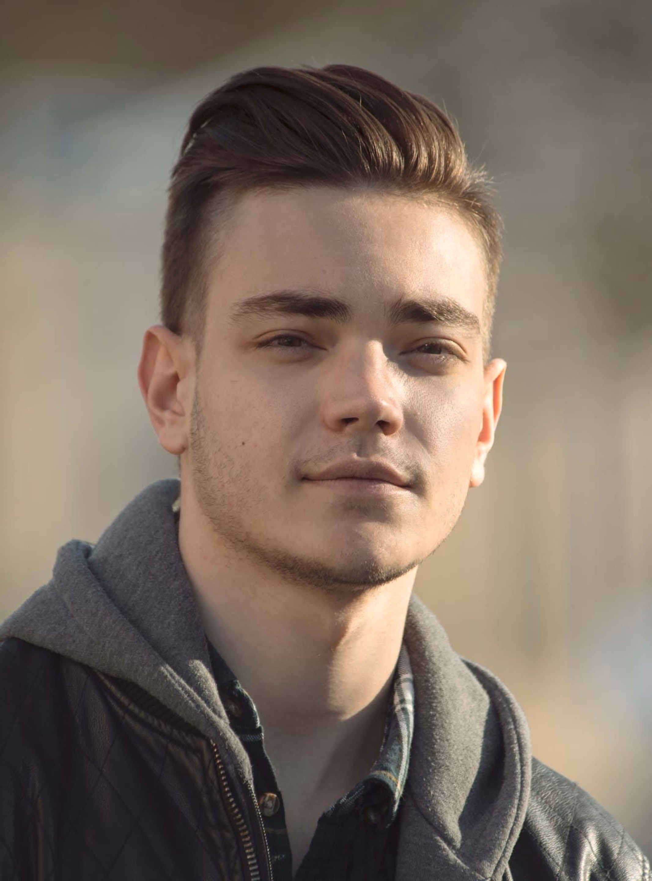 เพิ่มความยาวให้ใบหน้า ด้วยการเซ็ตผมแบบทรงควิฟ (Credit: Rex by Shutterstock)