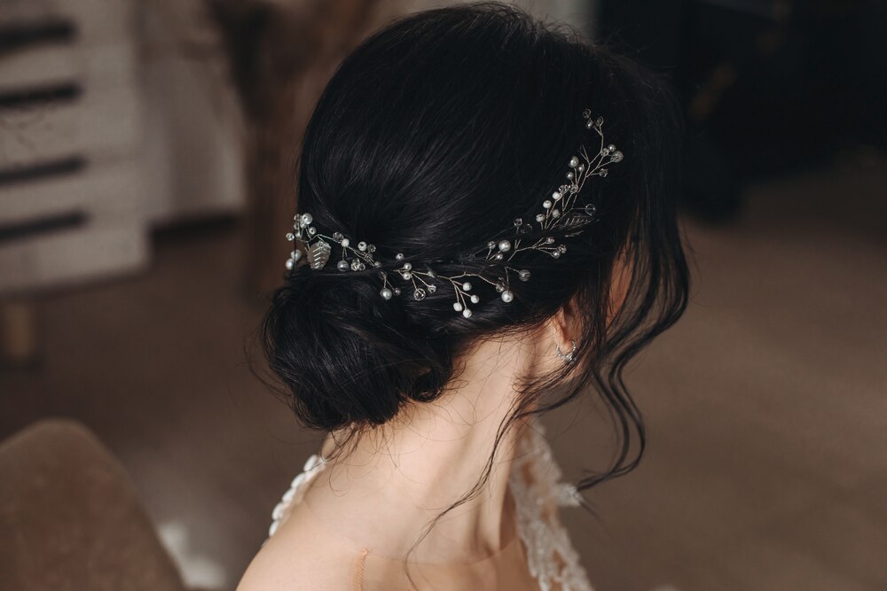Ladies! Intip Inspirasi Gaya Rambut Anggun untuk Pesta