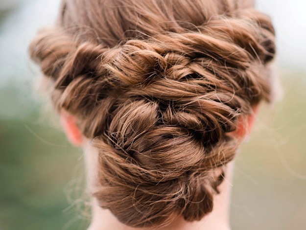 easy vintage hairstyles: twisted updo