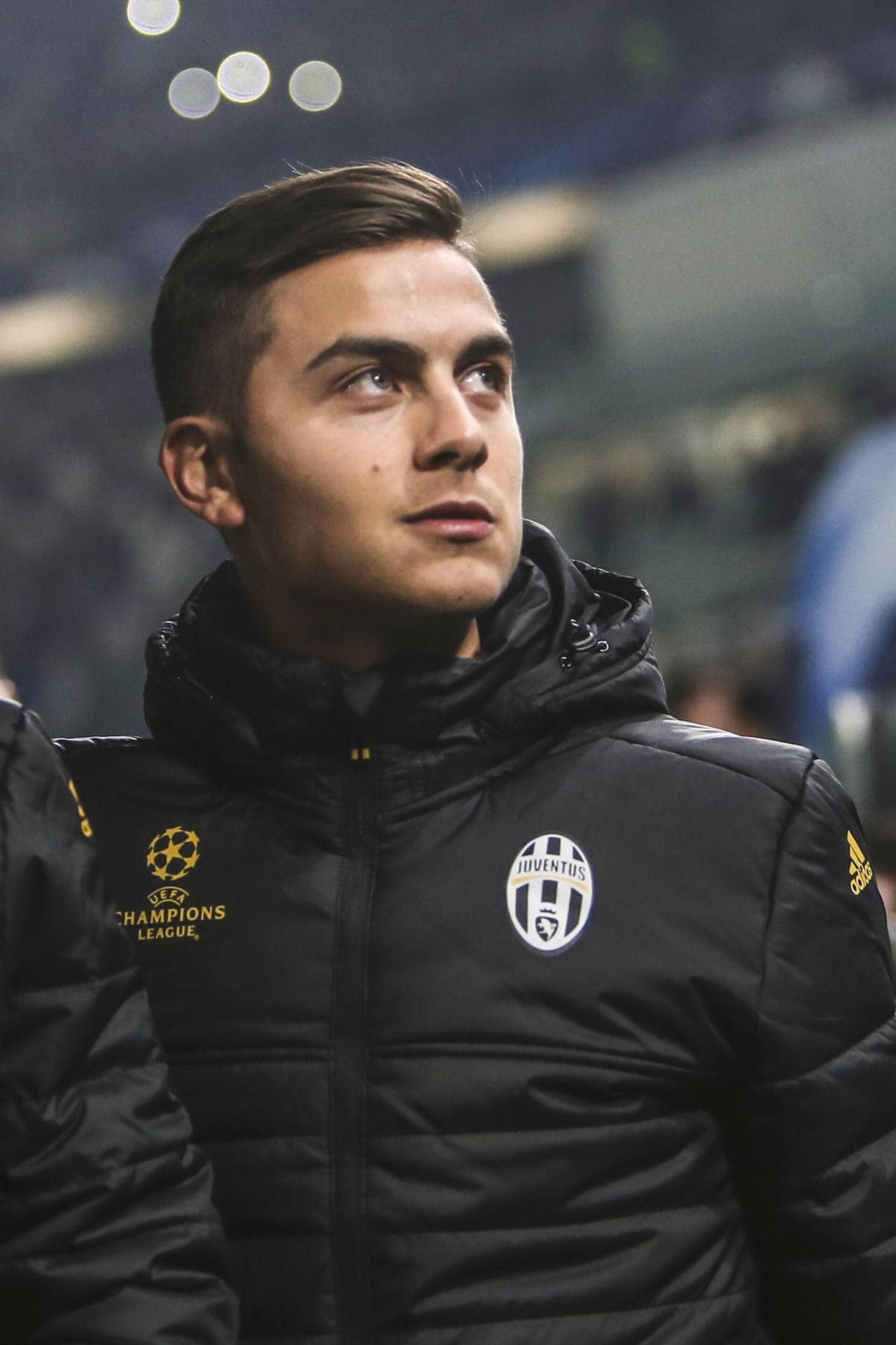 Ingin coba model rambut a la pemain Juventus ini? (Foto: Shutterstock)