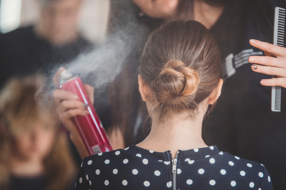 Mengenal 7 Jenis Hairspray untuk Kamu yang Suka Styling Rambut