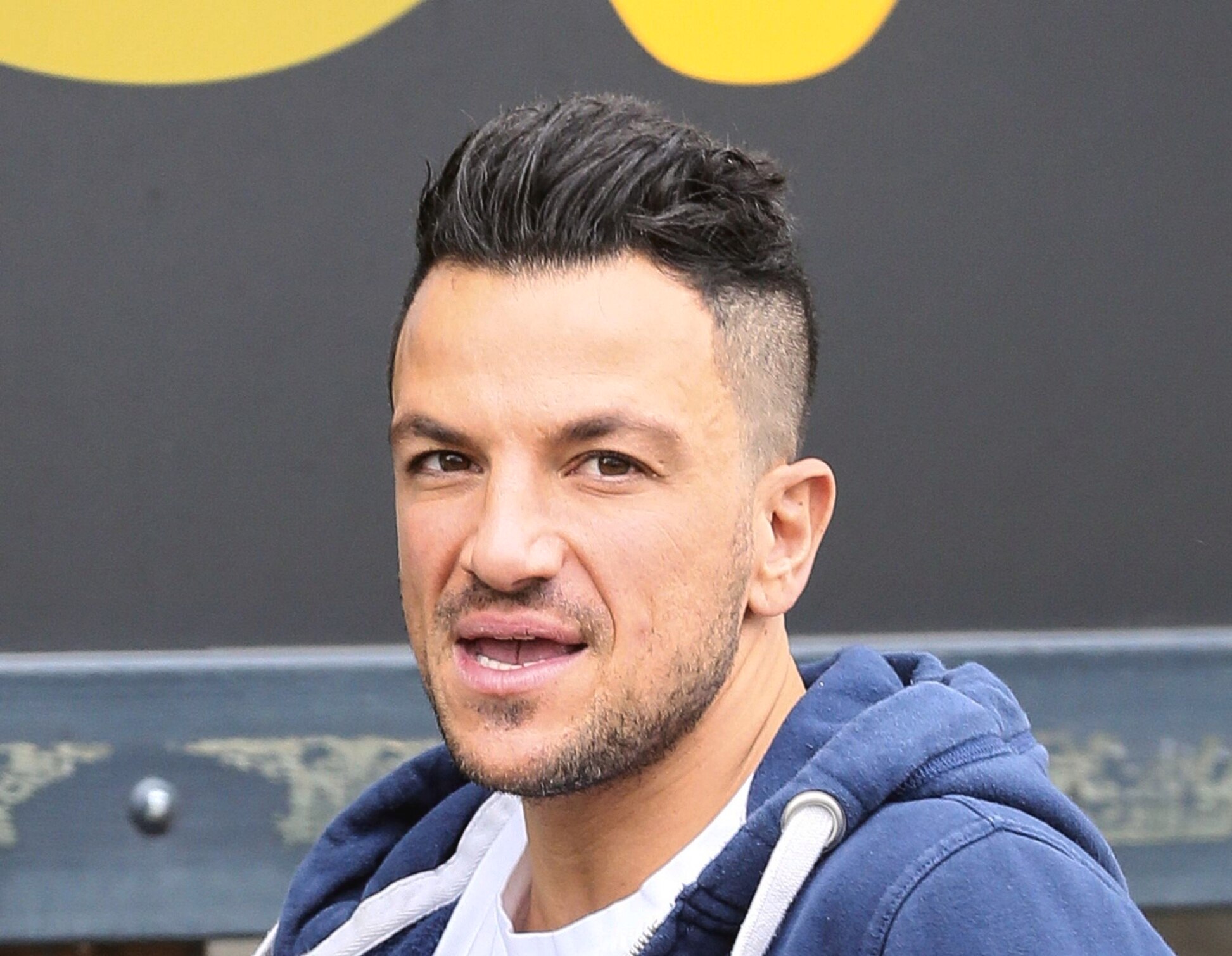 gaya rambut mohawk untuk pria gemuk