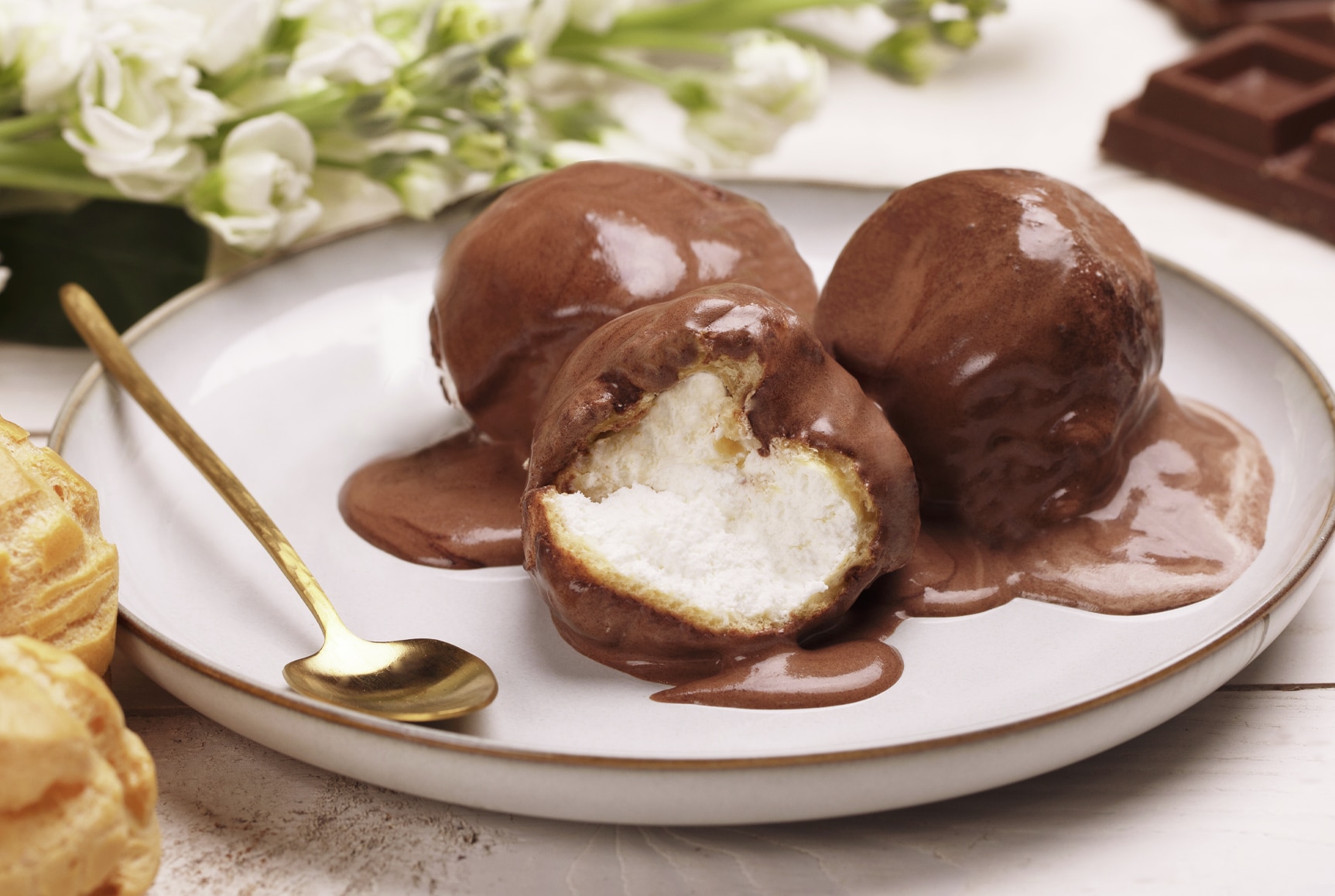 Profiteroles scuro packshot