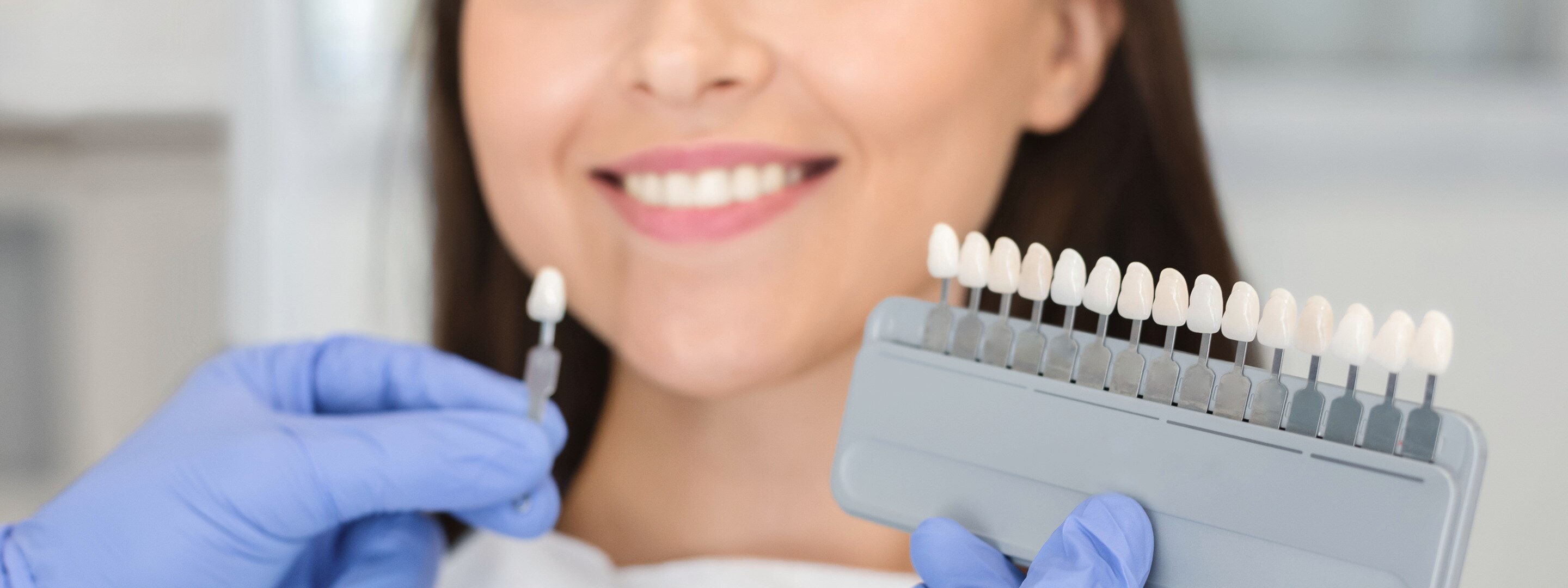 Proses pemutihan gigi