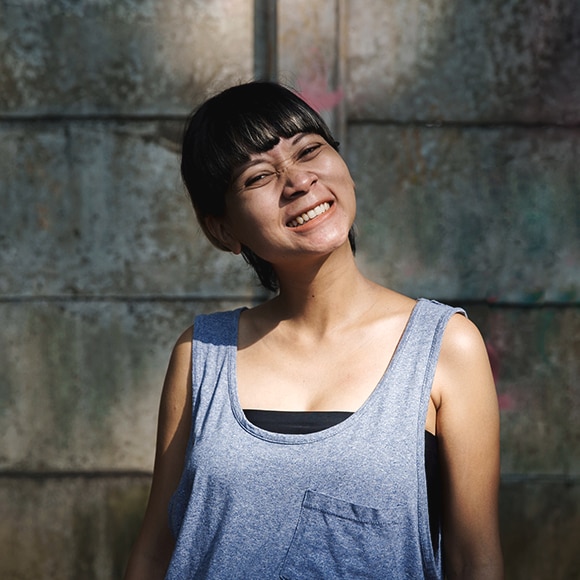 Try a lightweight shampoo.