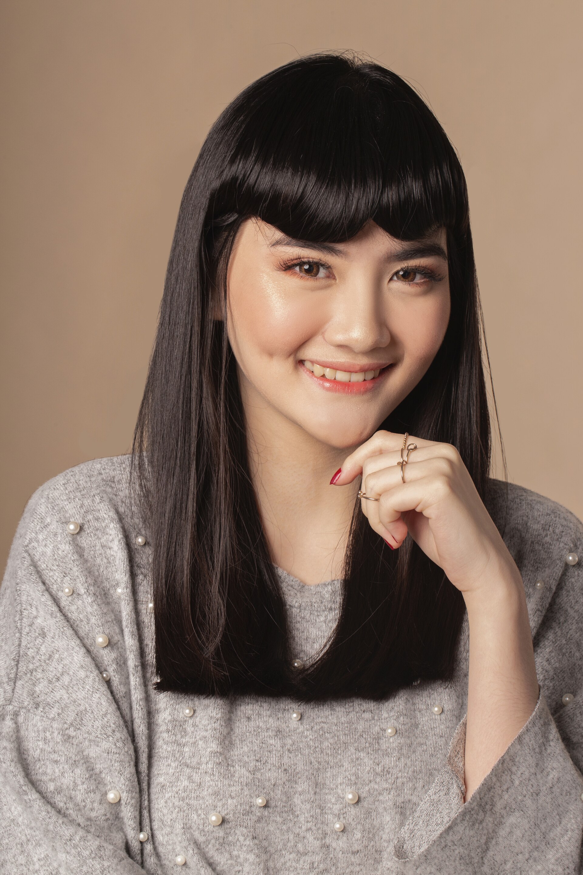 Tata poni palsu tanpa harus potong rambut. (Foto: Natasha Estelle)