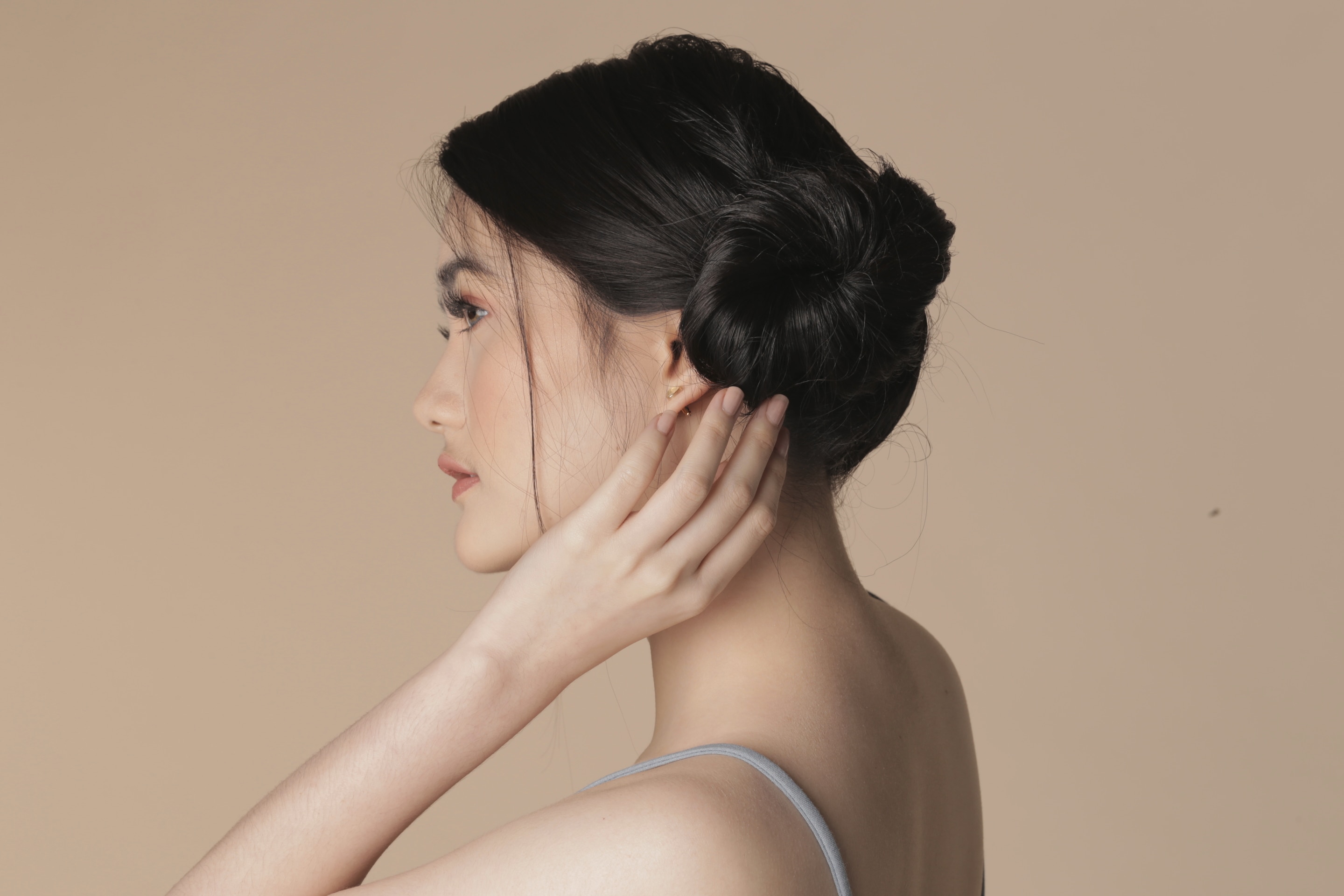 prewedding dengan sleek low bun