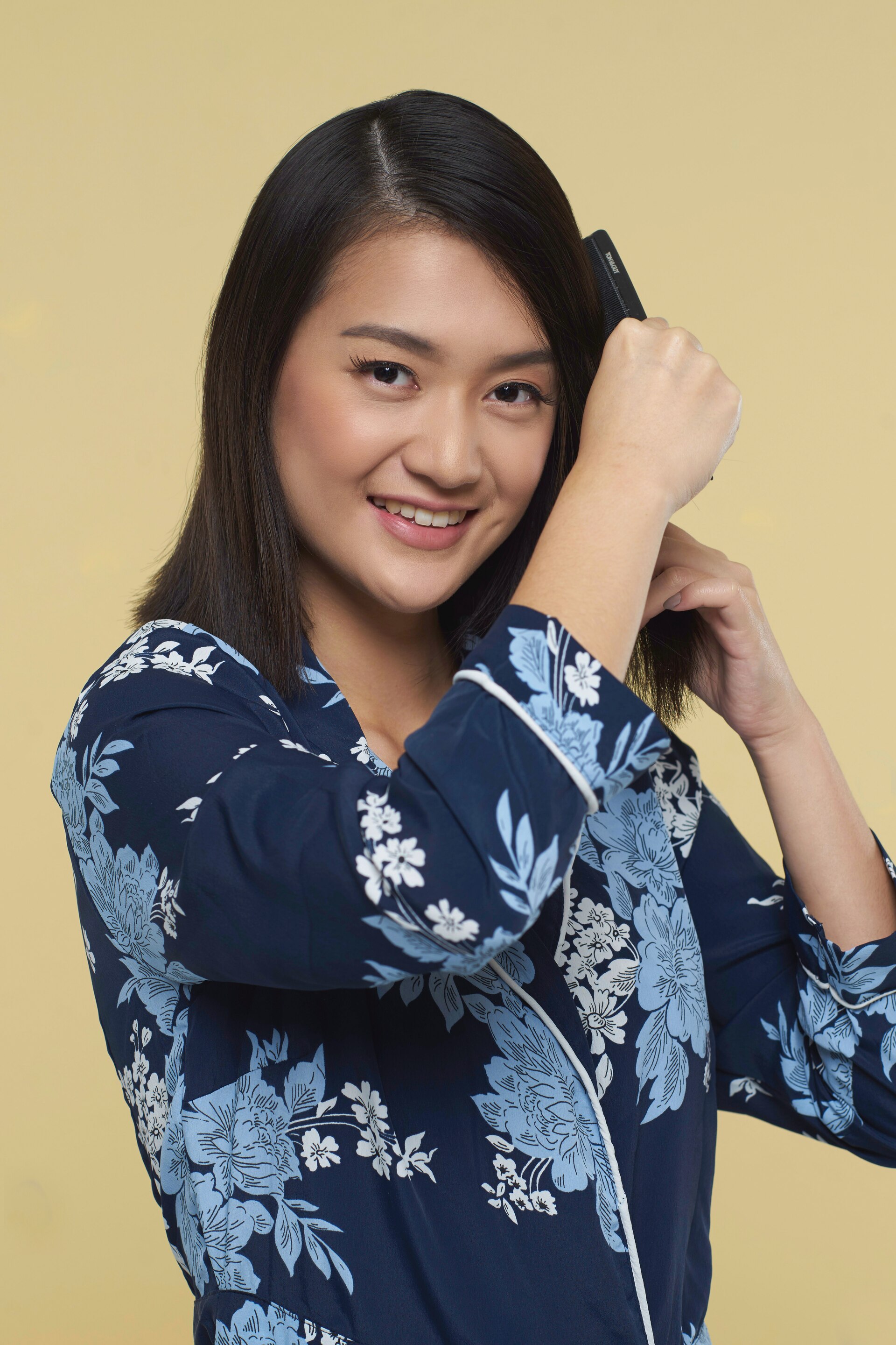 Step 1 - Curl choppy bob.