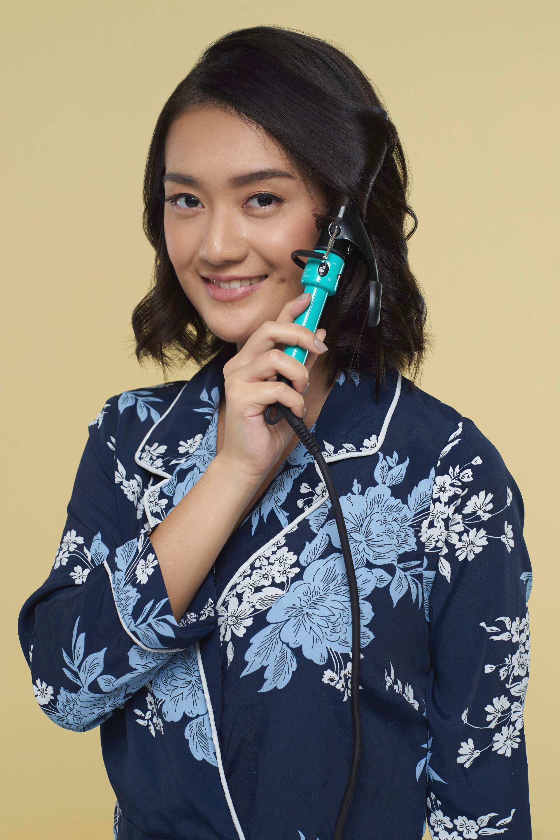 Step 6 - curl choppy bob.