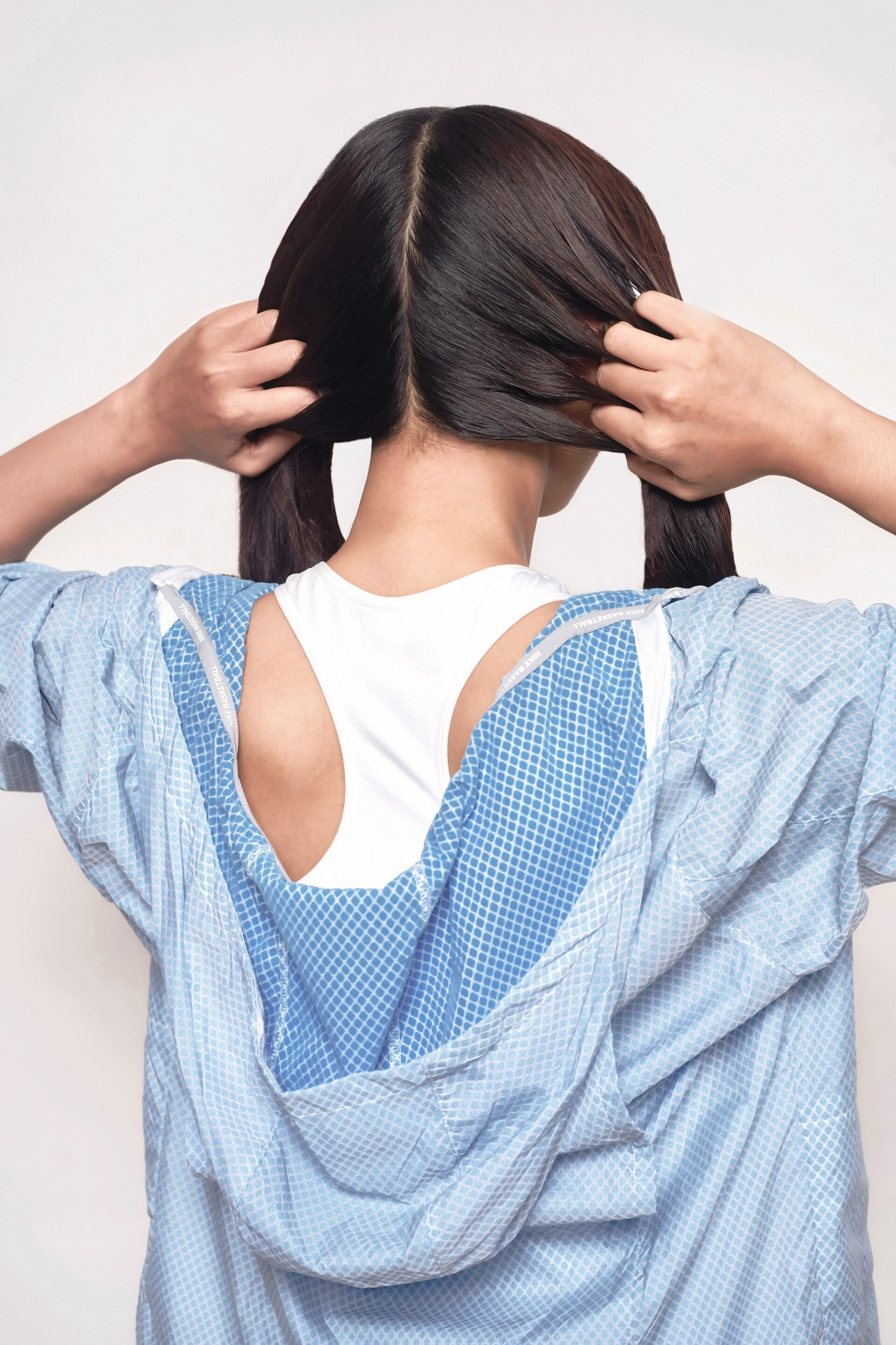 Boxer braid step 1 - membelah rambut.