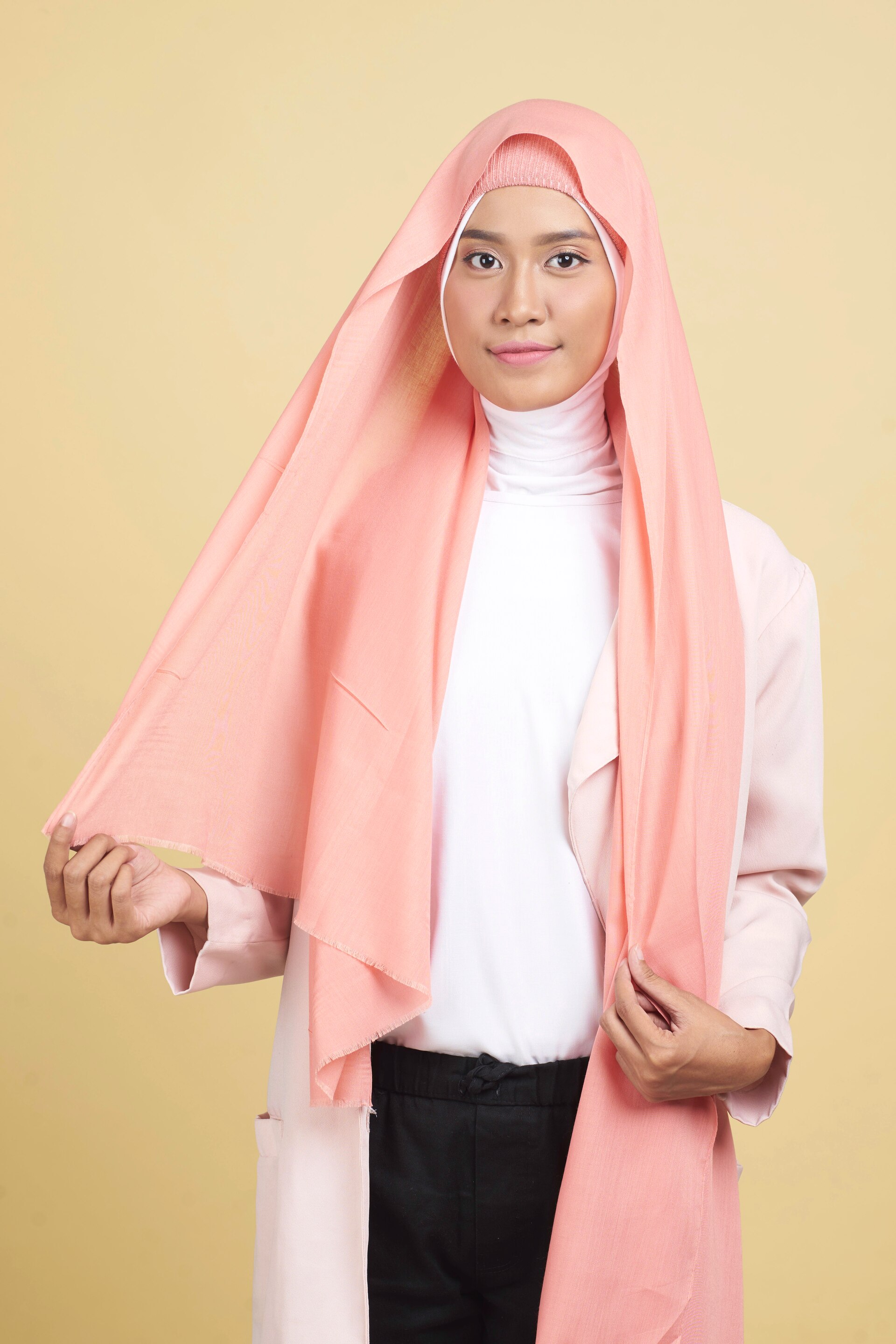 hijab-pashmina-step-2-menggunakan-pashmina