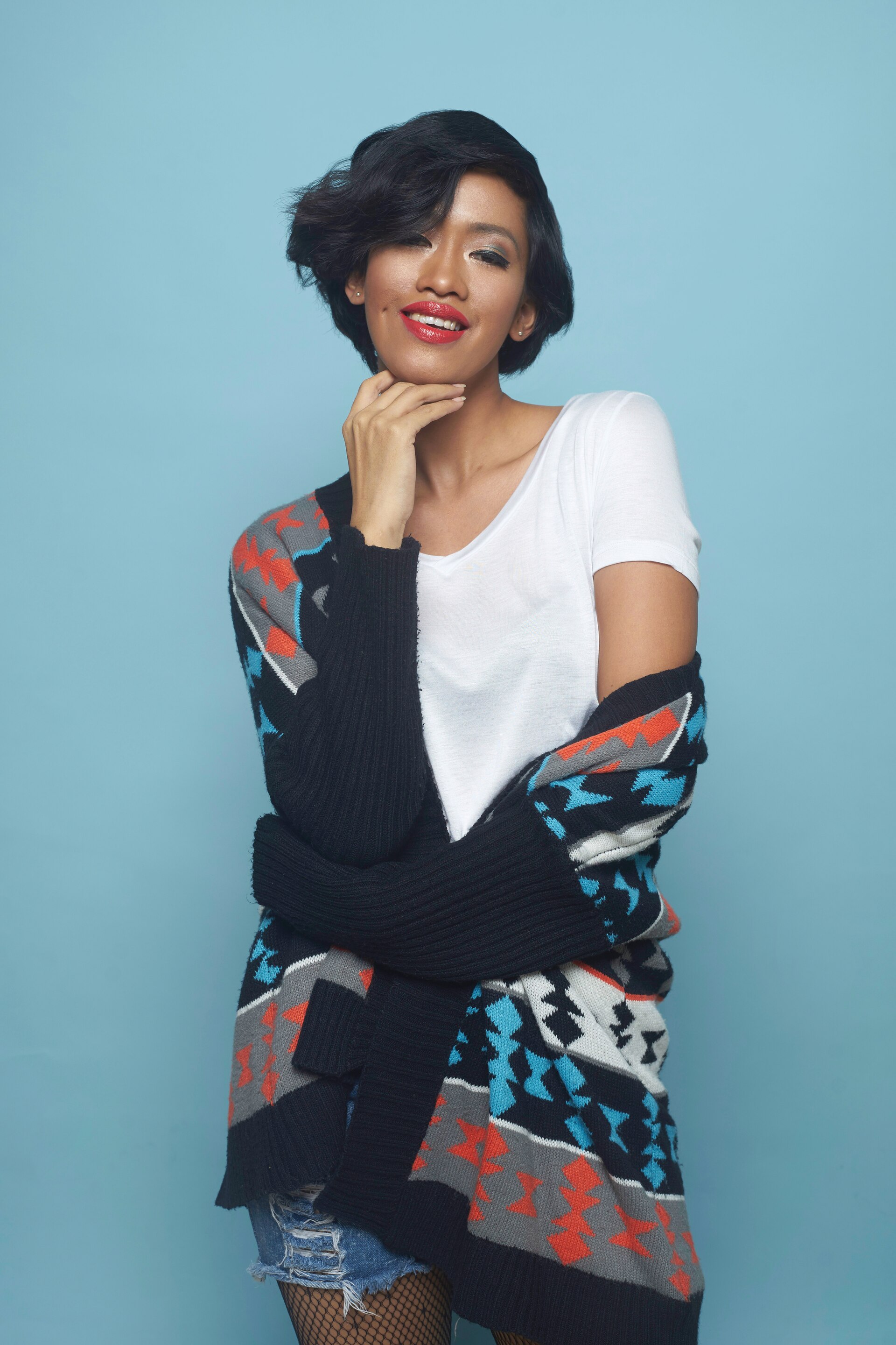 Tampilan akhir mengeriting rambut pendek.