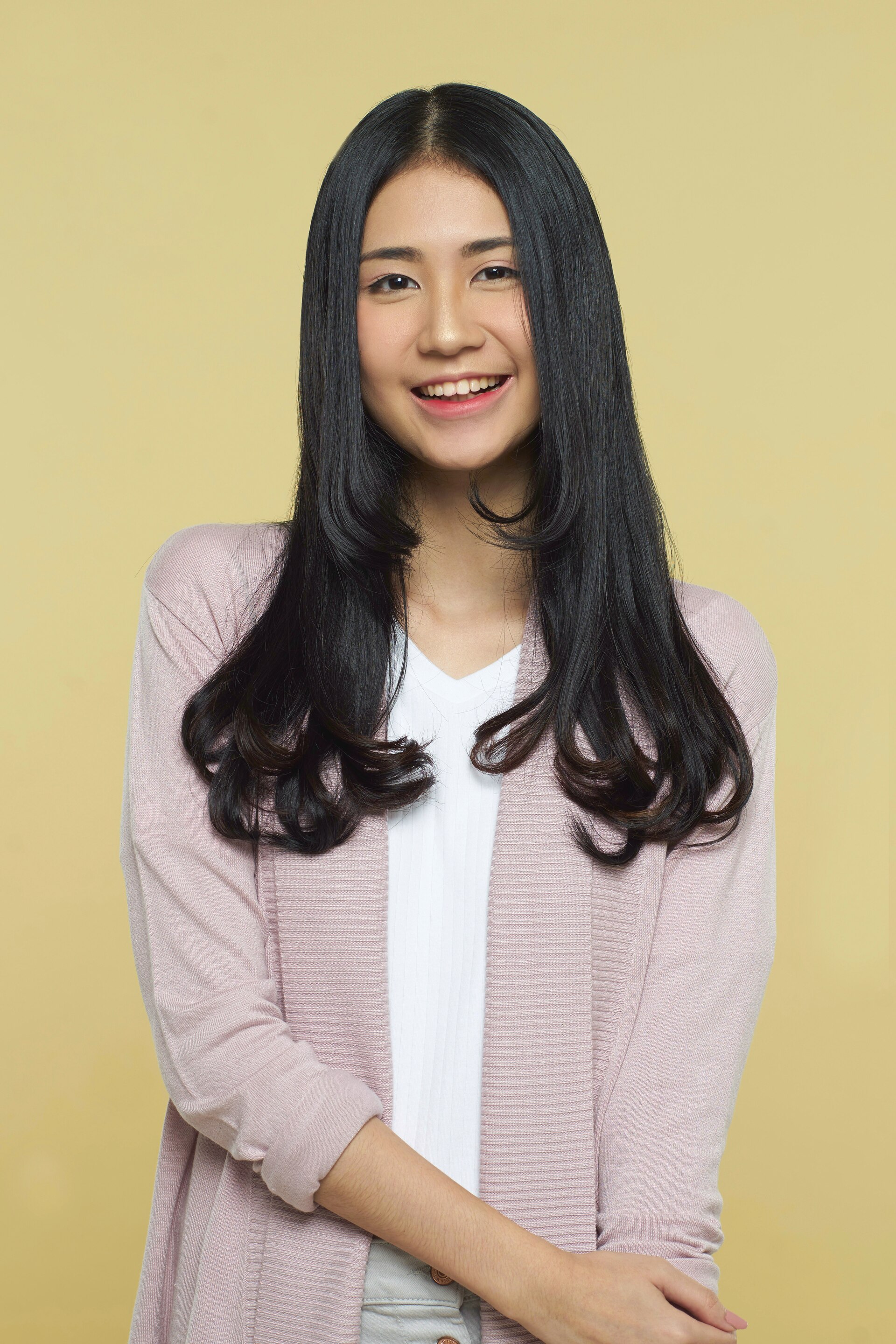 Wanita dengan rambut korea c curl