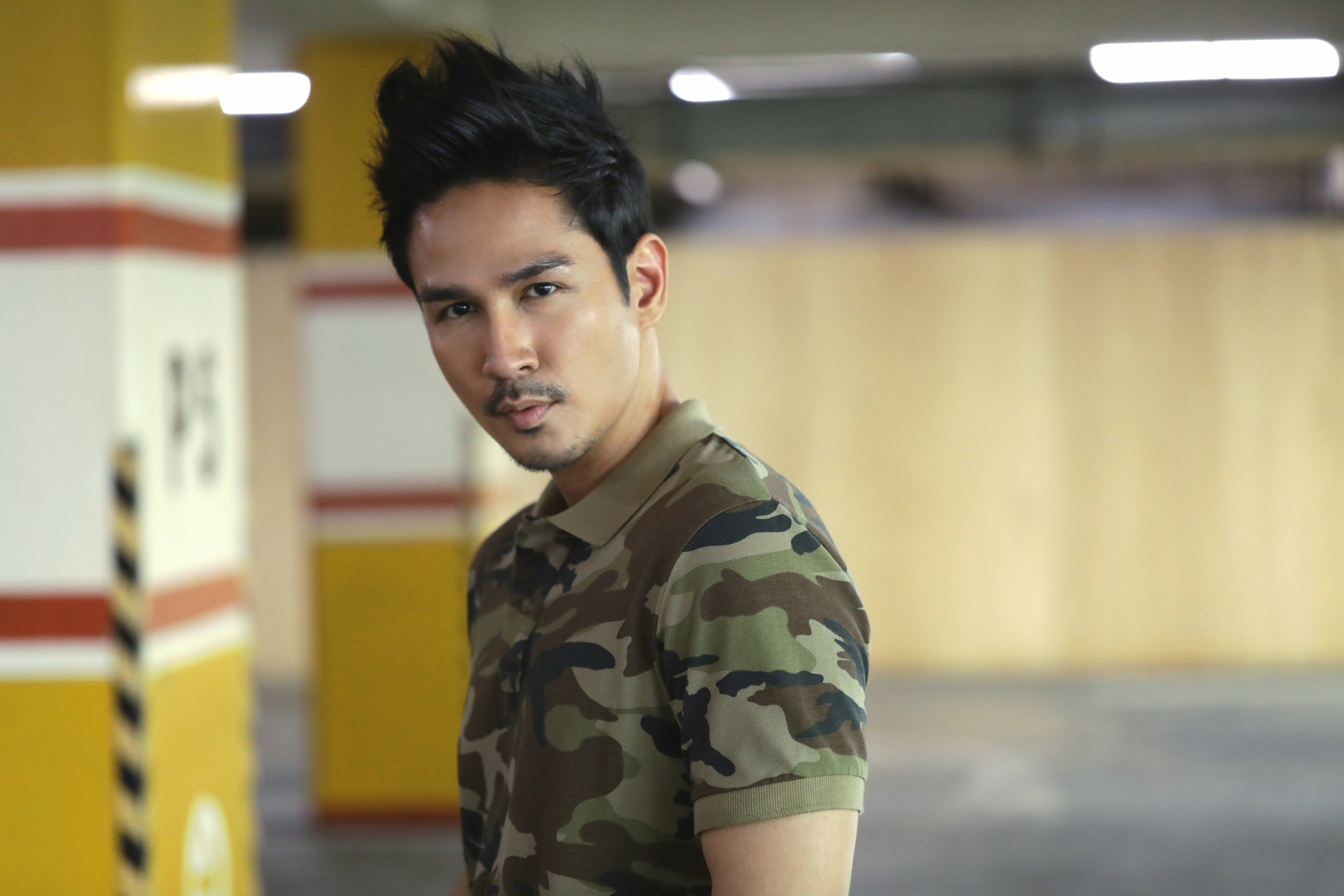 Tutorial Gaya Rambut Spike untuk Sehari-hari