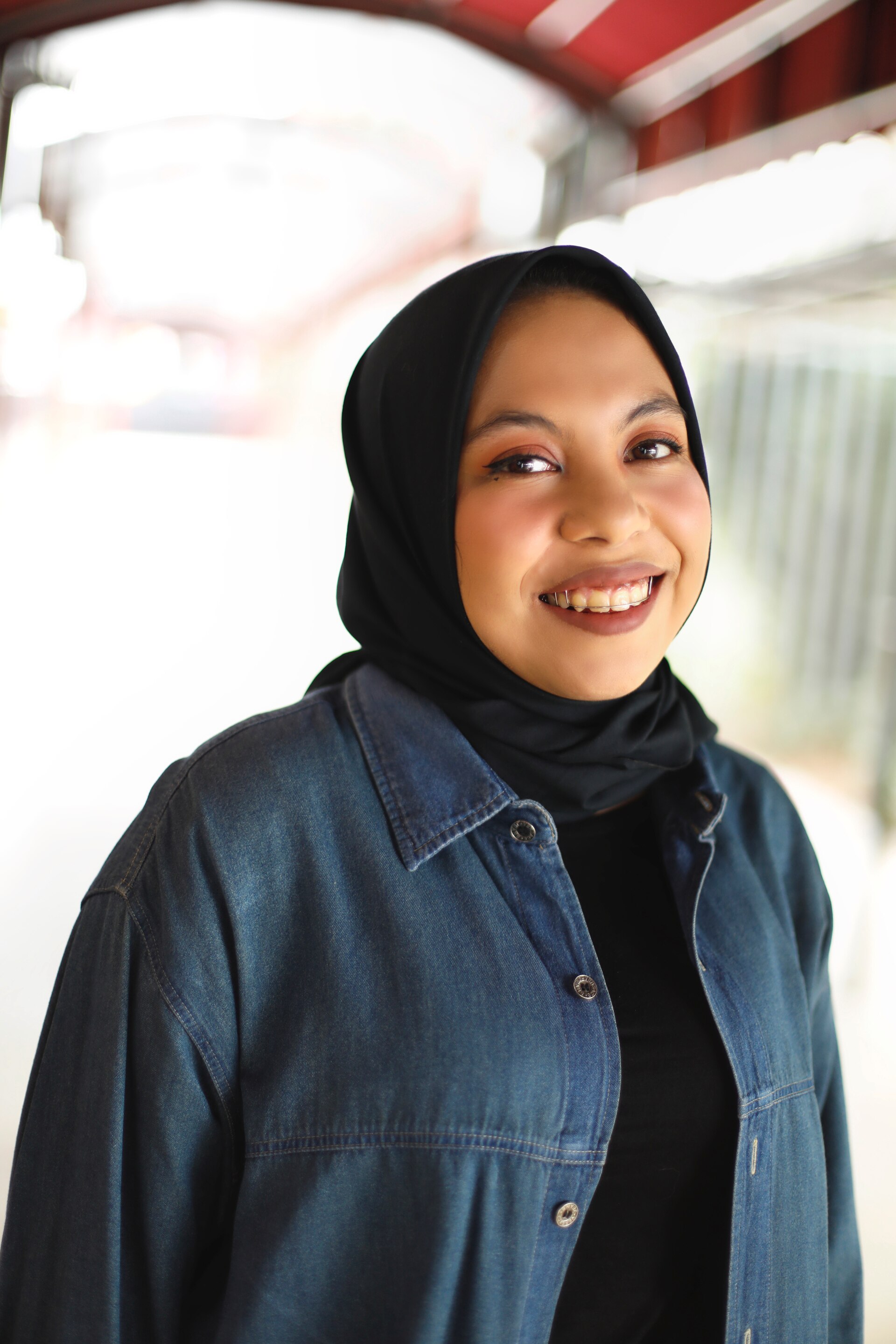 Pakai hijab yang nyaman. (Foto: Natasha Estelle)