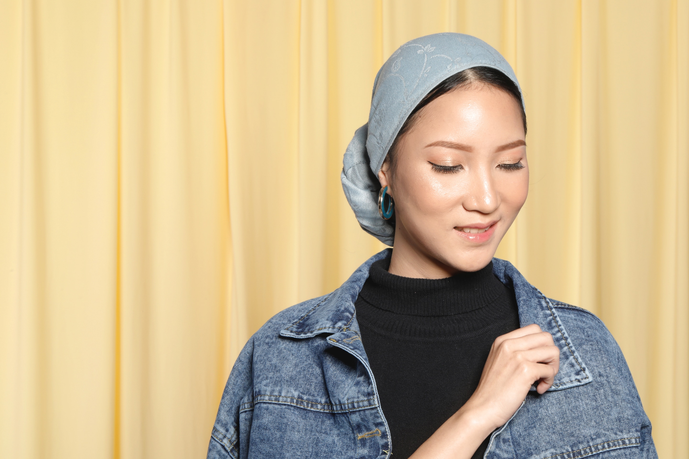 Bebas Khawatir Keluar Rumah dengan Tutorial Turban 5 Menit!