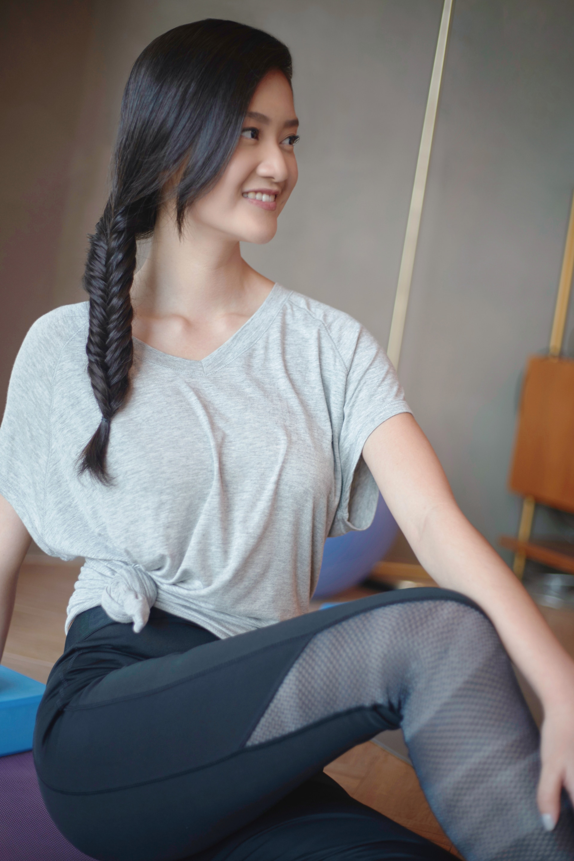 Bisa kamu pilih sebagai gaya rambut simpel untuk yoga. (Foto: Hariono Halim)