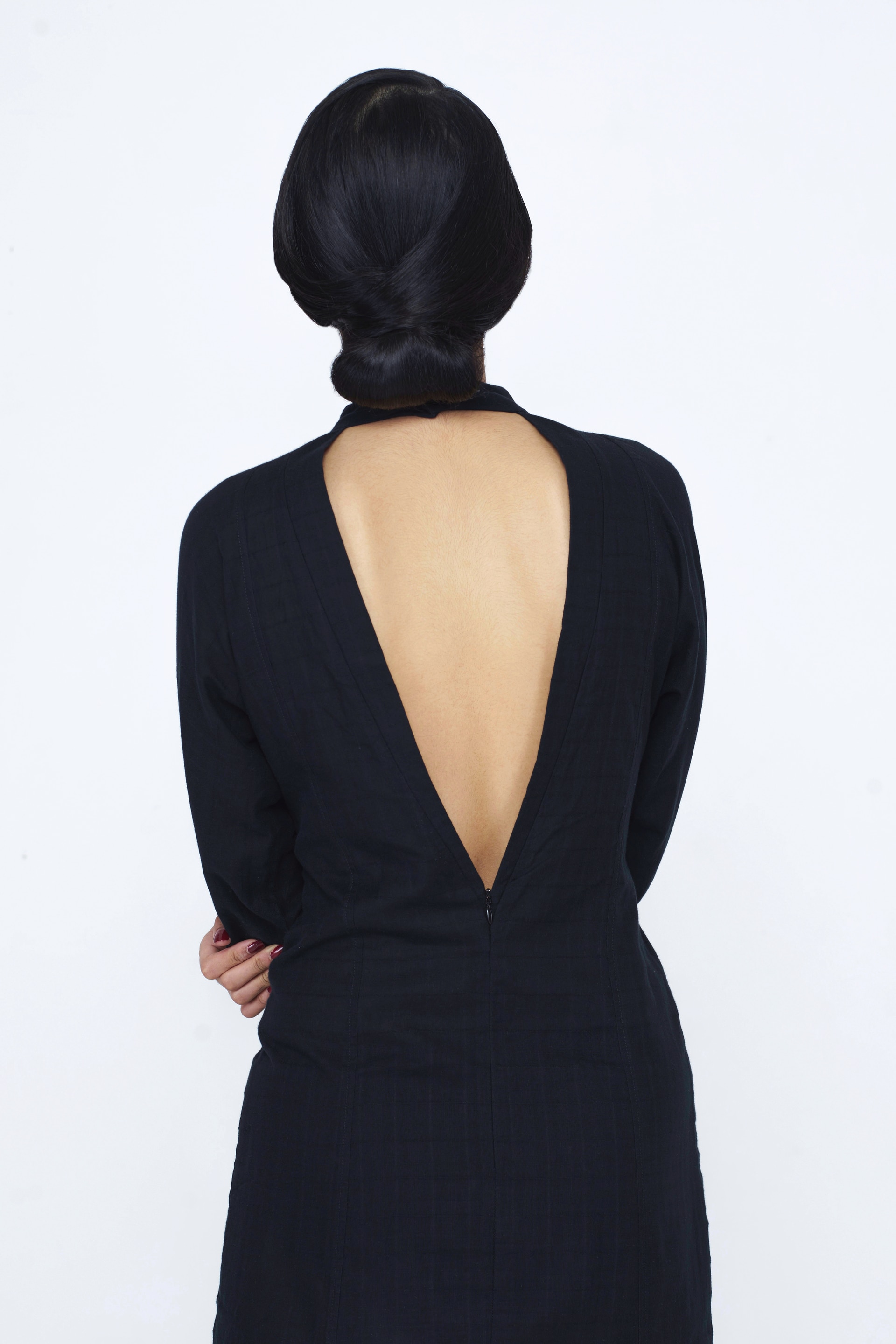 Tampilan akhir sanggul chignon. (Foto: Hariono Halim)