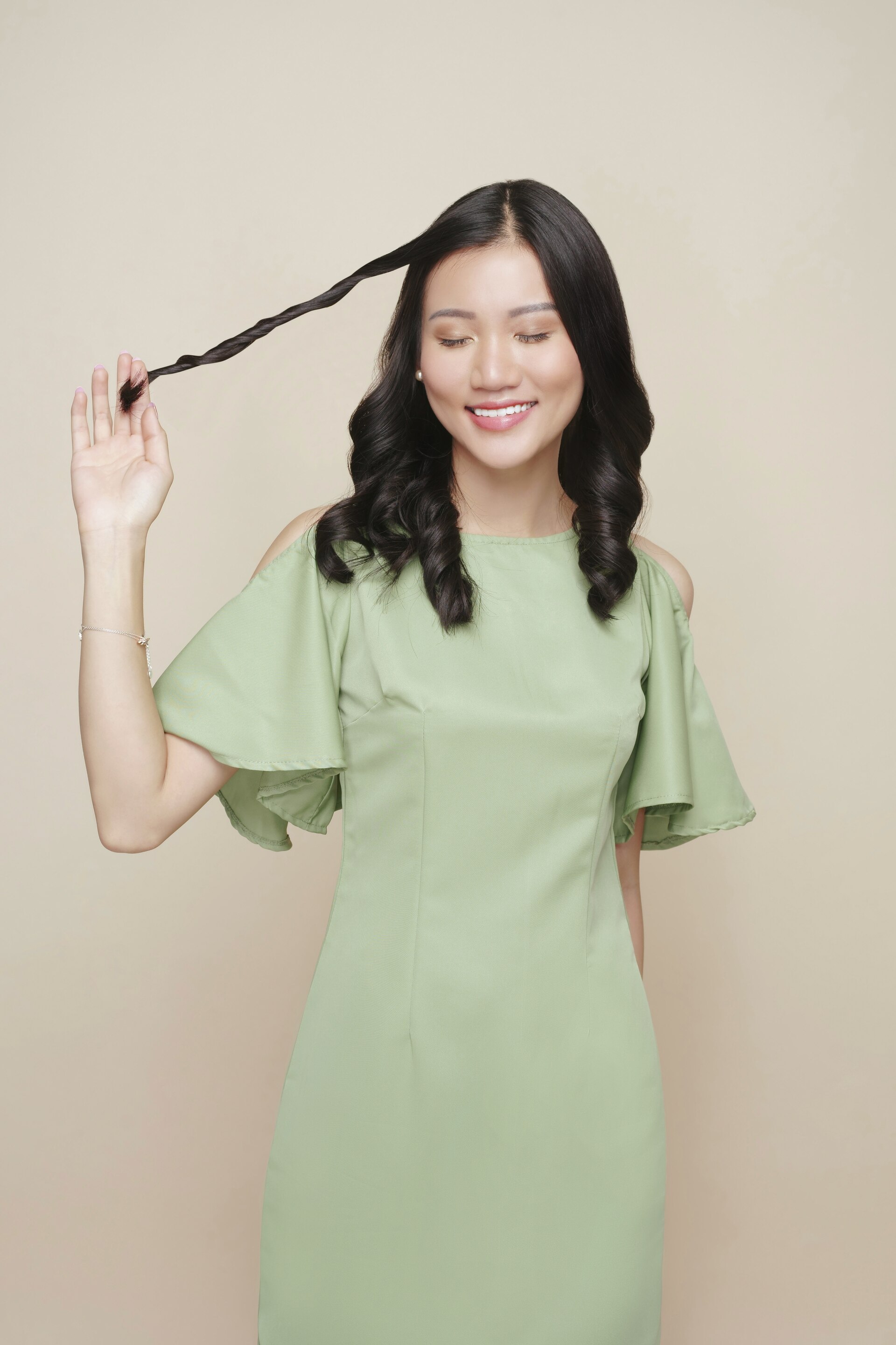 Bisa diandalkan untuk gaya rambut kasual maupun formal. (Foto: Hariono Halim)