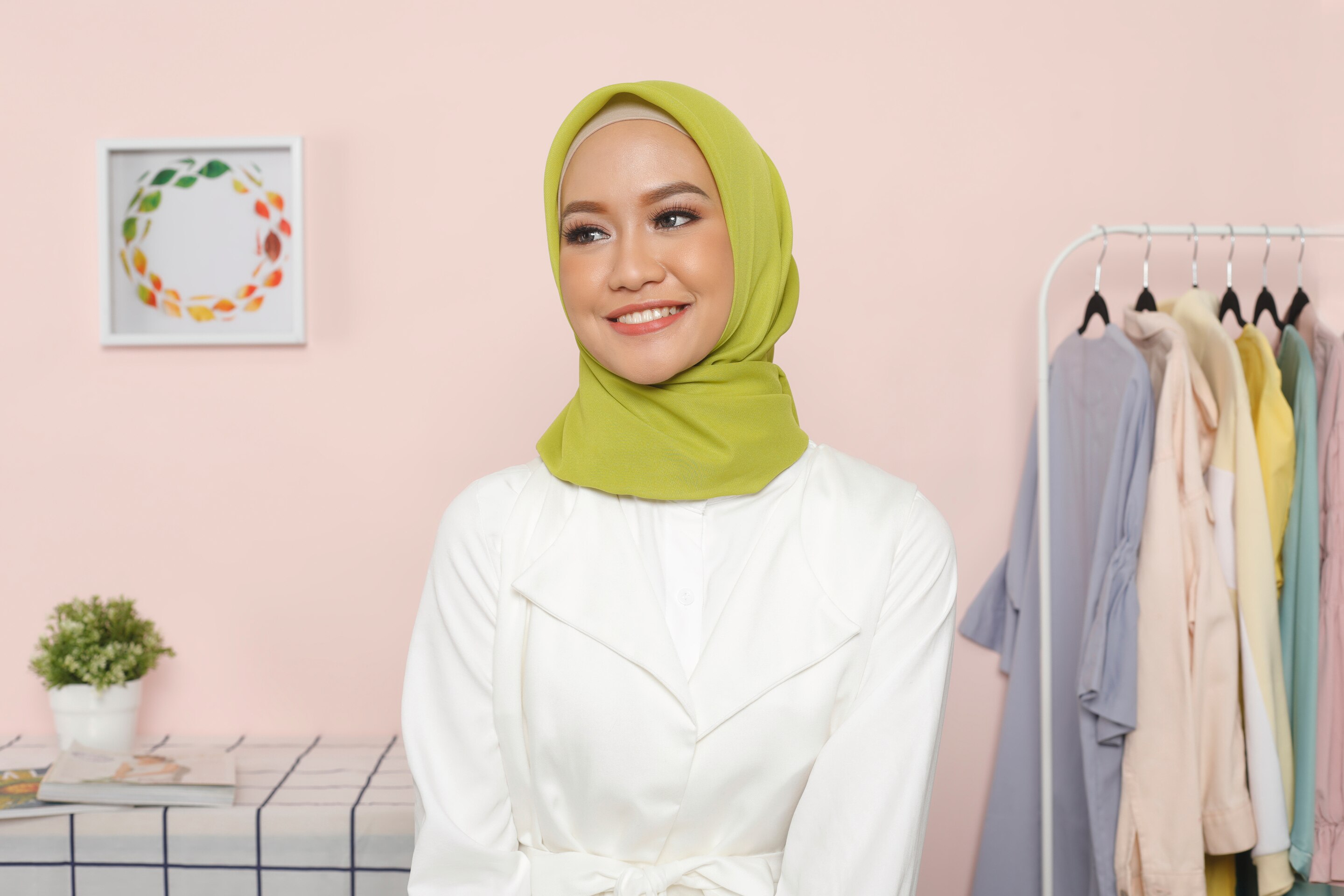 wanita asia berhijab
