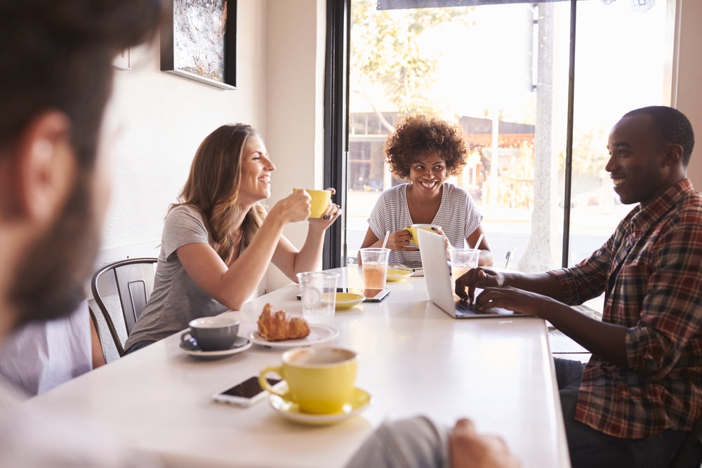 Kepribadian Introvert yang Menarik