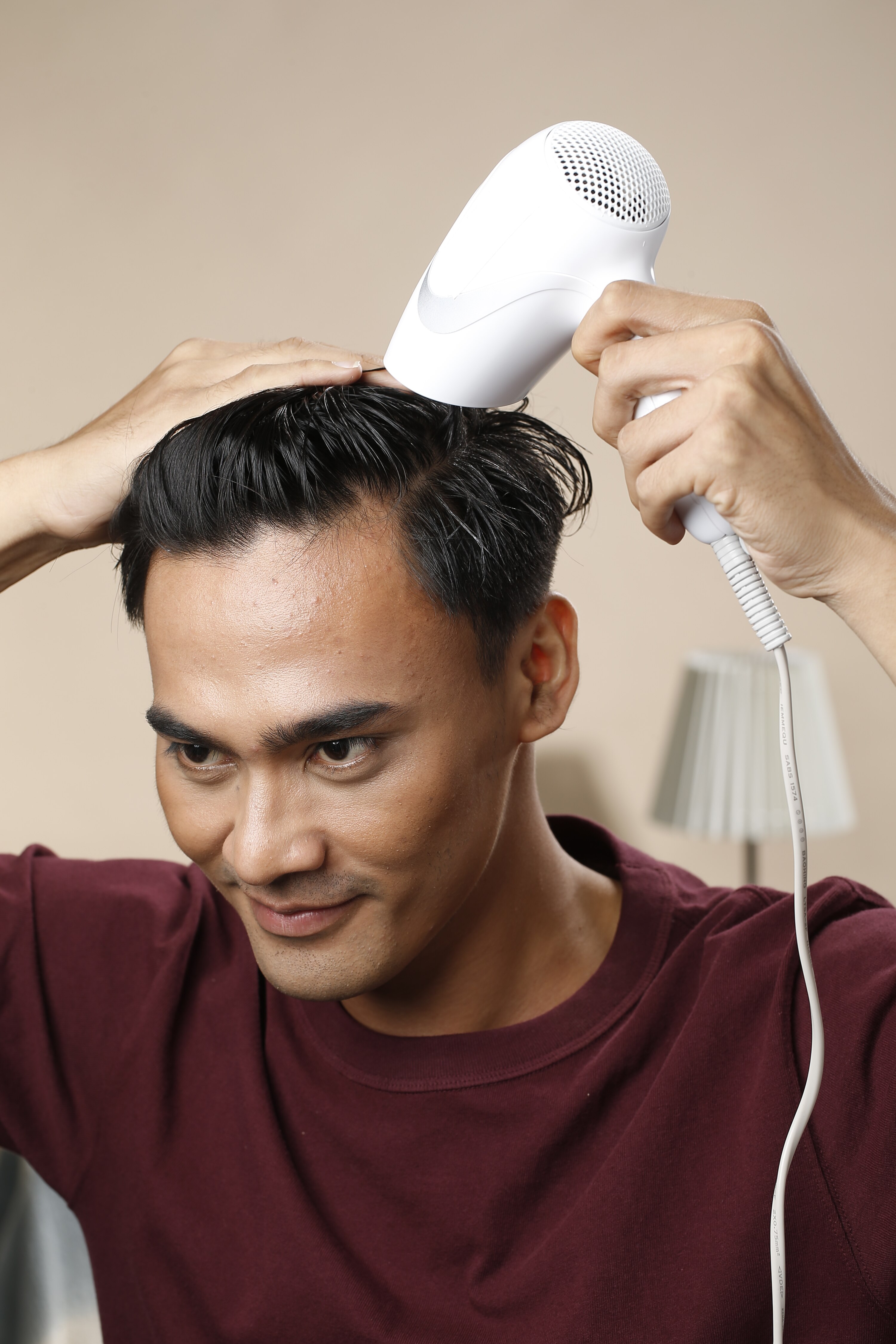 gaya rambut ikal pria