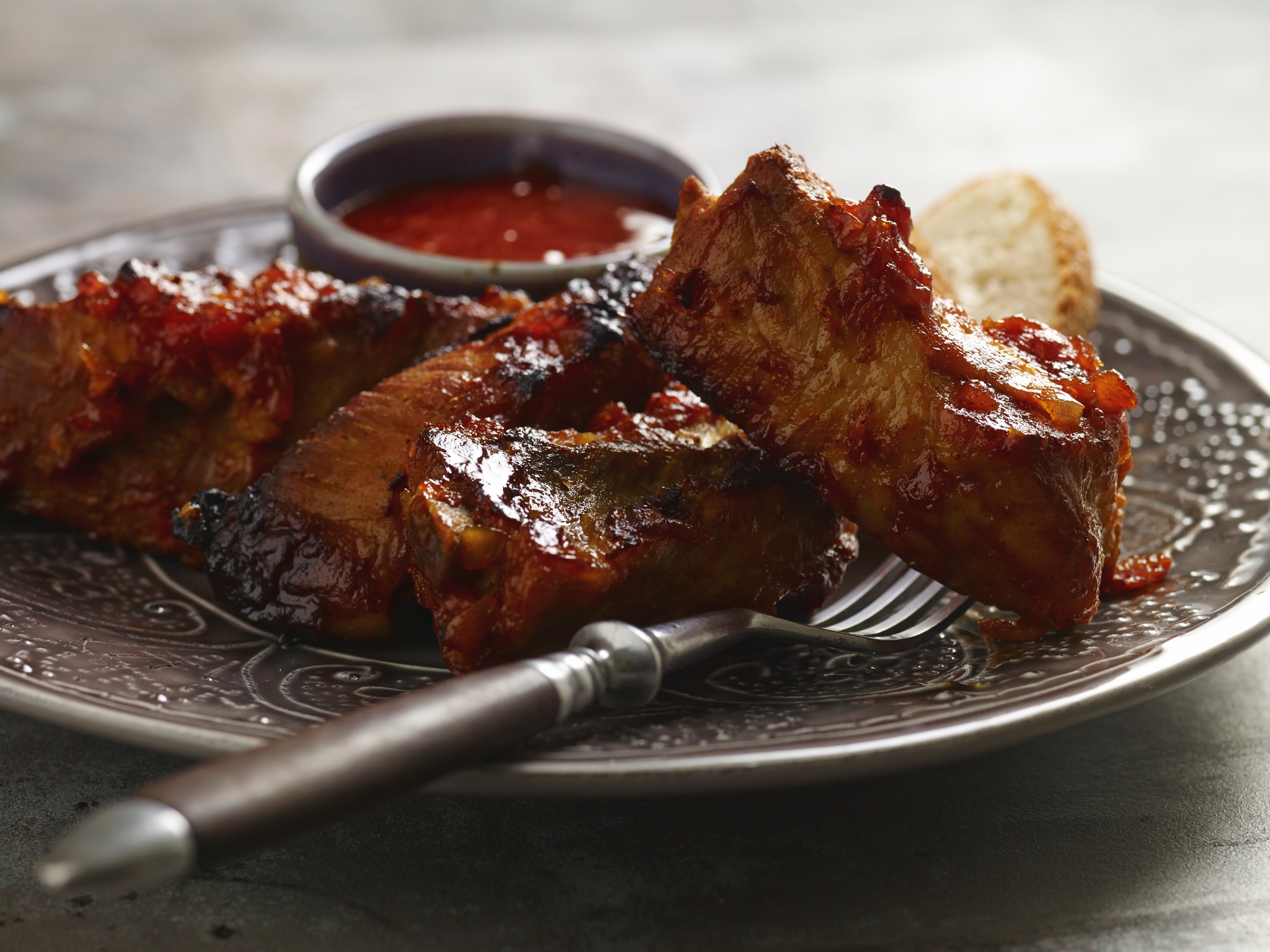 Sticky barbecue ribs with spicy chilli