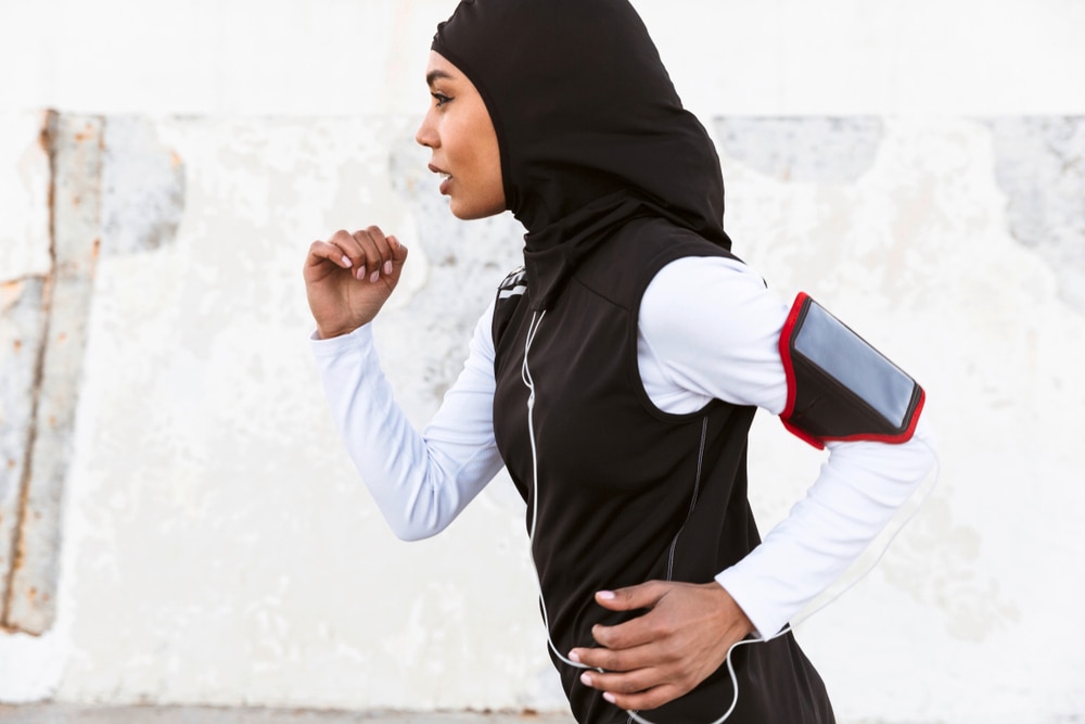 5 Tips Model Hijab Olahraga Anti Ribet dan Tidak Membuat Rambutmu Rusak