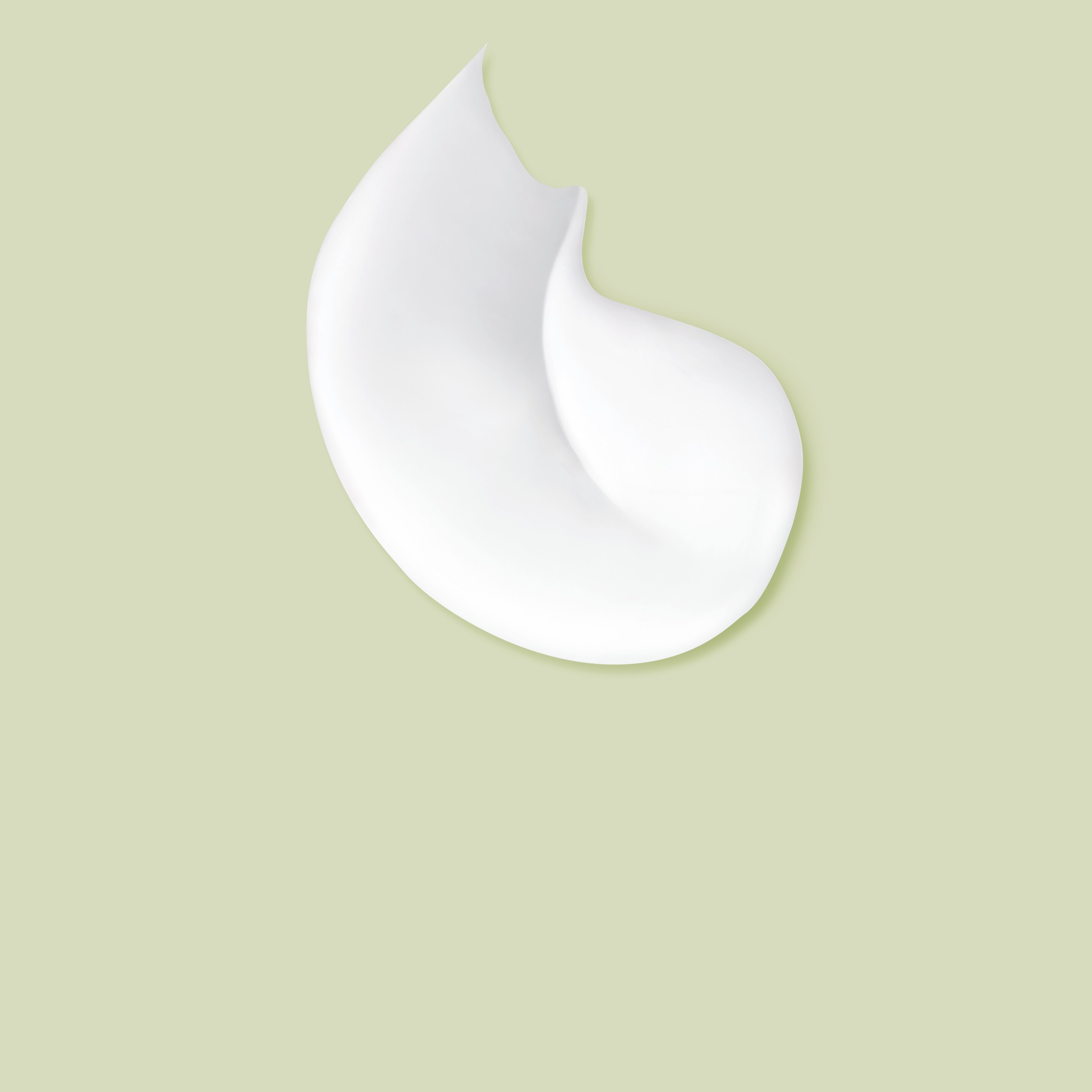 Texture shot Love Beauty Planet Coconut Milk & White Jasmine Shampoo Divine Definition 13.5oz