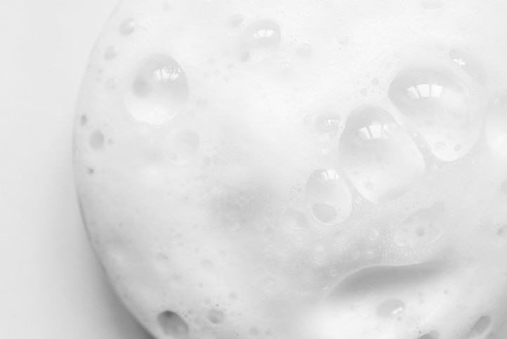 Tạo bọt cho dầu gội