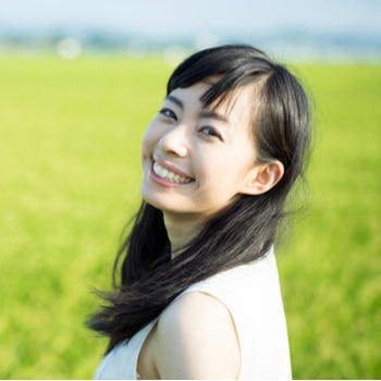 rambut hitam alami dan permanen