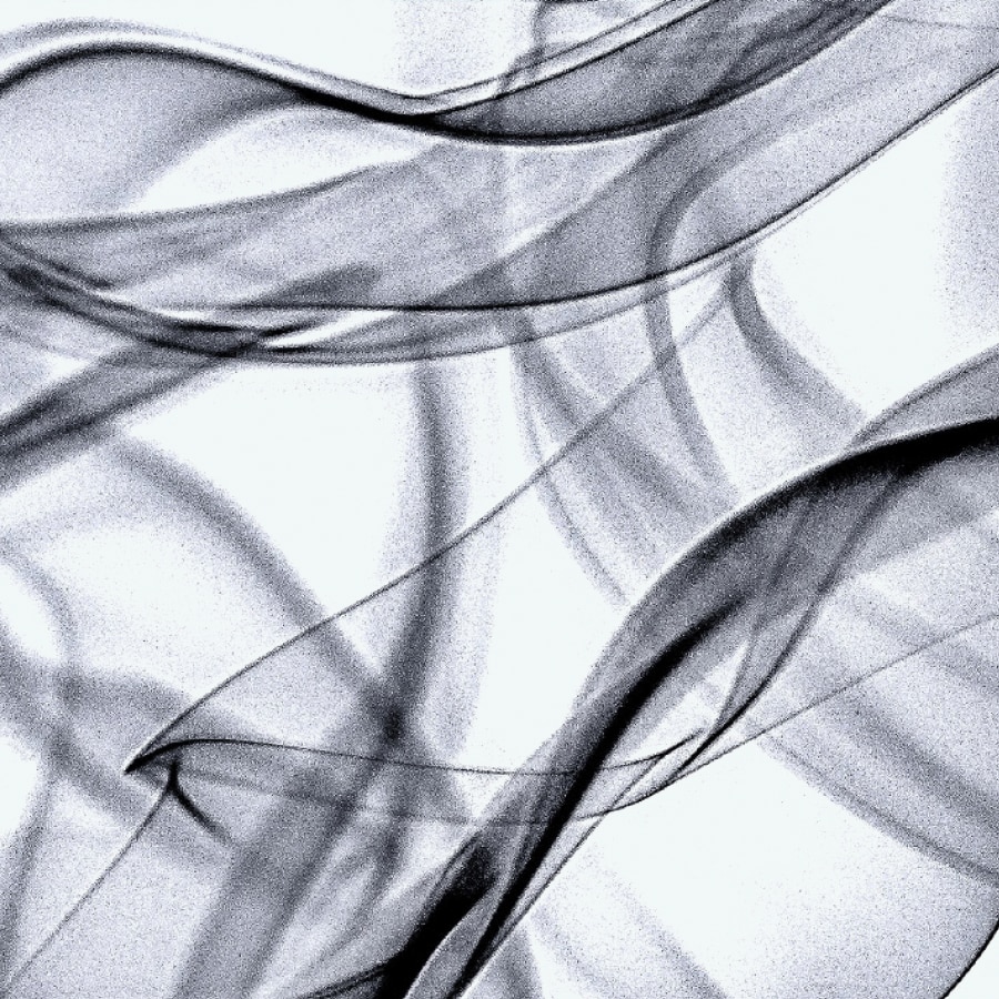 Teeth whitening for smokers: how to remove smoking stains?
