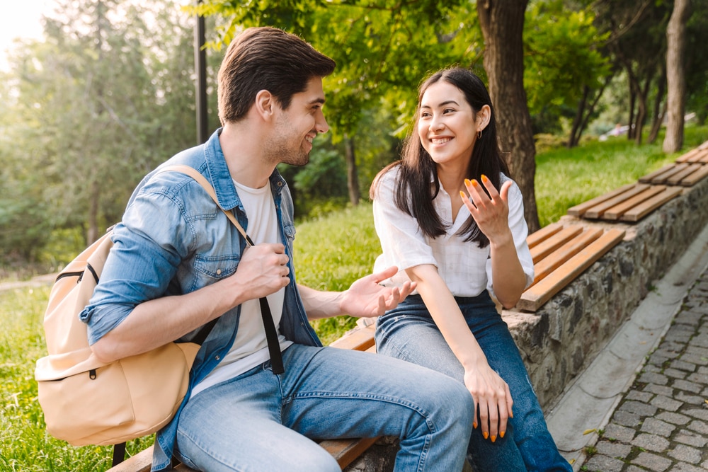 bercakap dengan gebetan