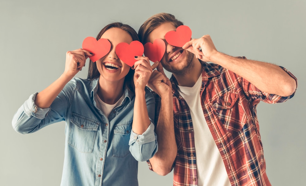 Mengungkapkan Cinta