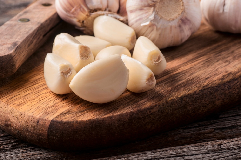 Tips Cegah Bau Mulut Saat Pakai Masker Seharian | Closeup