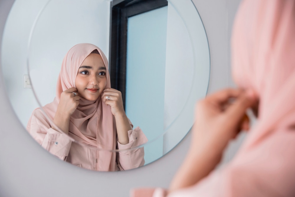 Cegah Ketombe dengan Dove Shampoo Khusus Hijab Anti Ketombe dan Anti Lepek