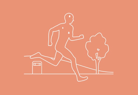 un hombre suda corriendo o haciendo ejercicio