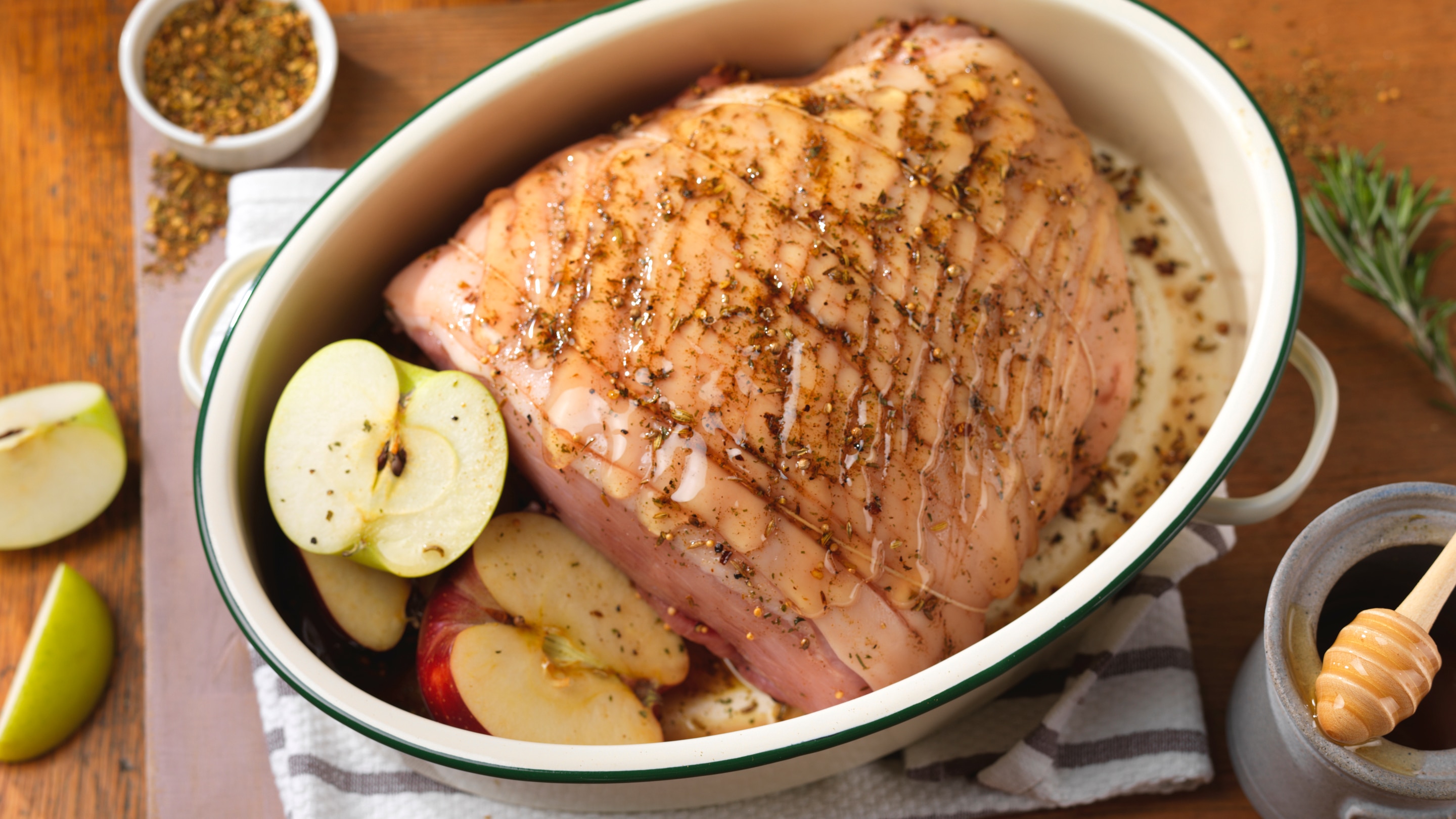 30a knorr_tips_how_to_glaze_ham_02