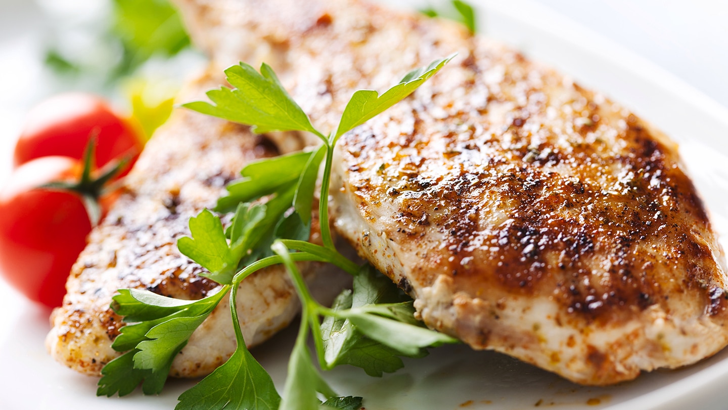 How to cook juicy and flavorful chicken breasts 