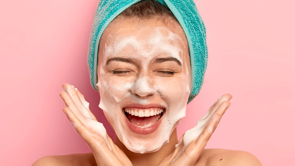 Like the no-makeup movement? Start with the right cleanser!