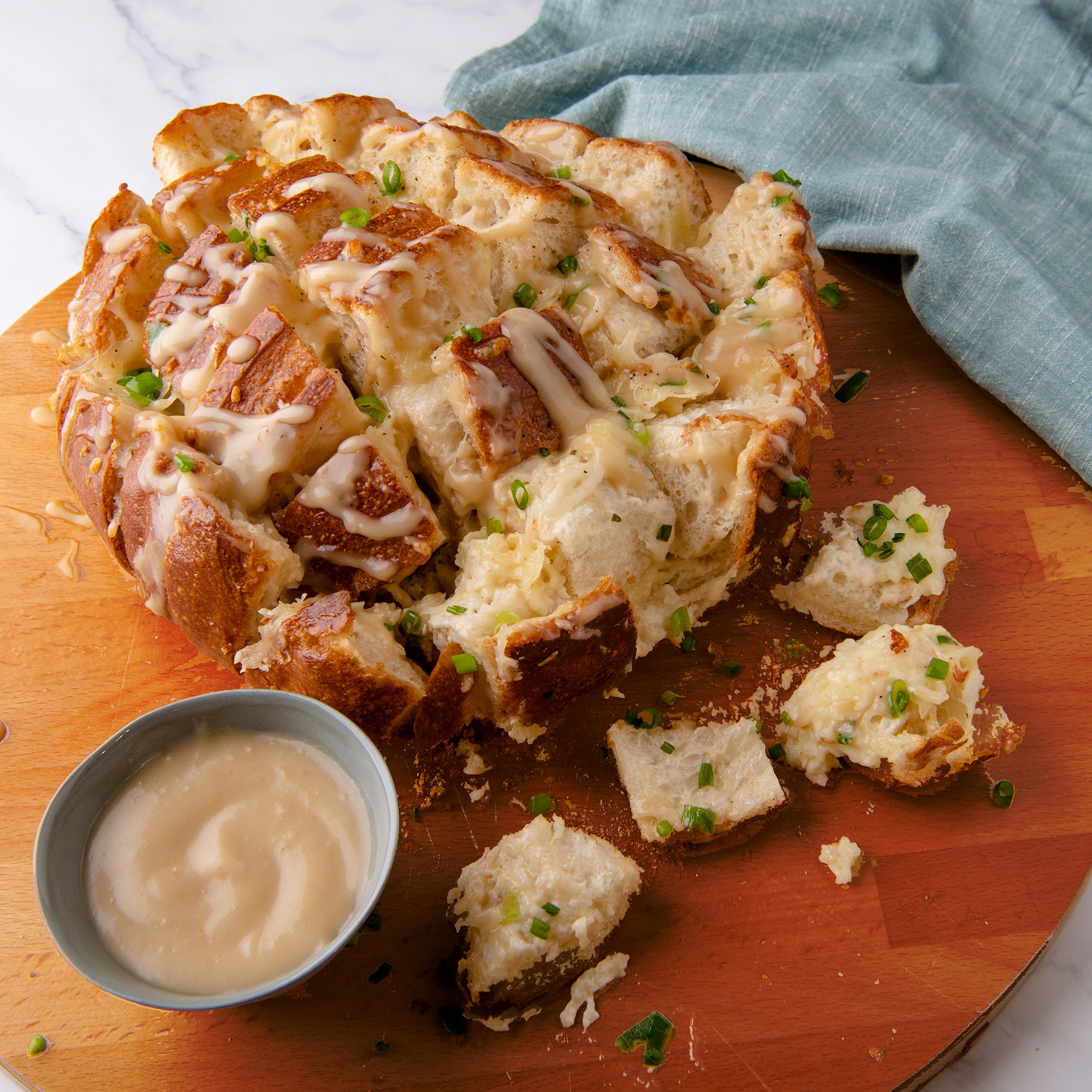 Creamy Mayo Cheese Spread for Garlic Bread