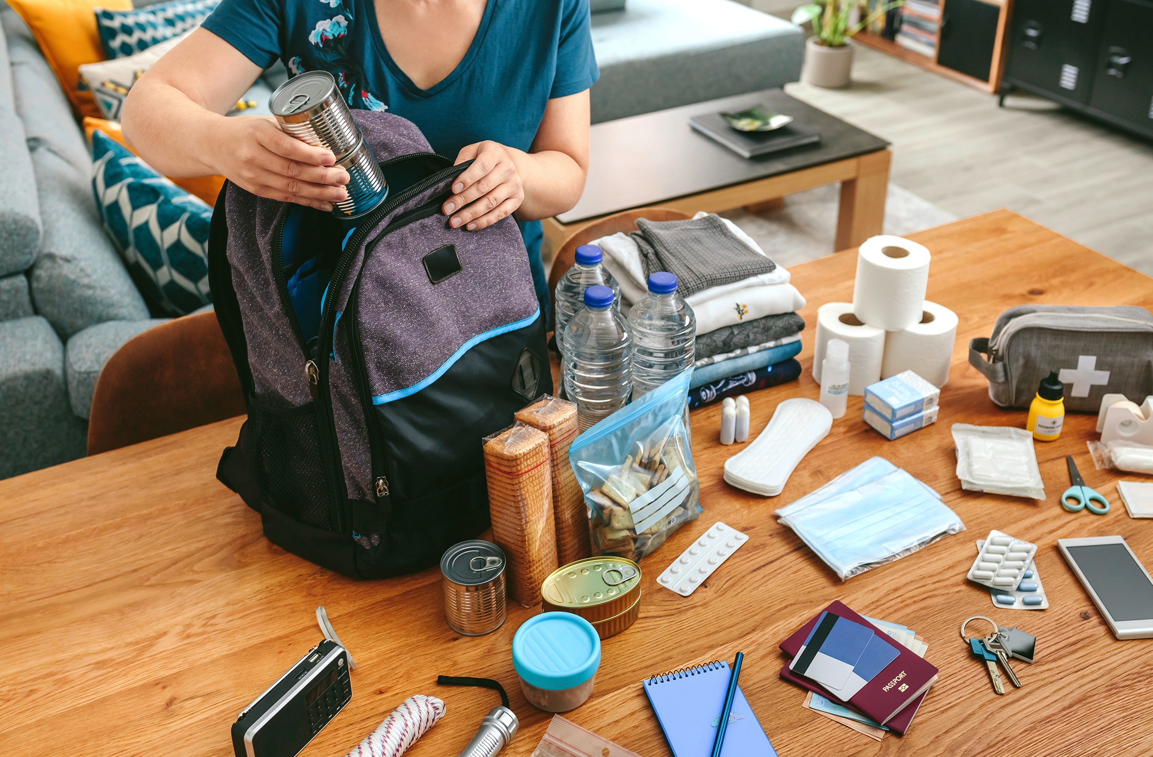 15 Essentials for Your Bug Out Bag - Go Bag Must-Haves | Apartment Therapy