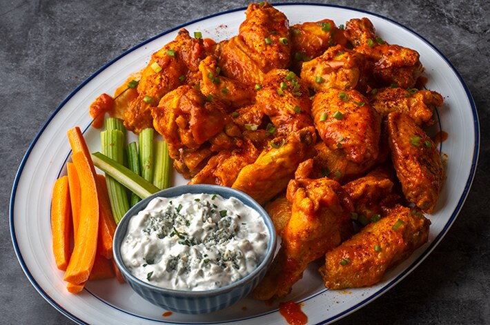 buffalo chicken wings with creamy blue cheese dip hellmanns