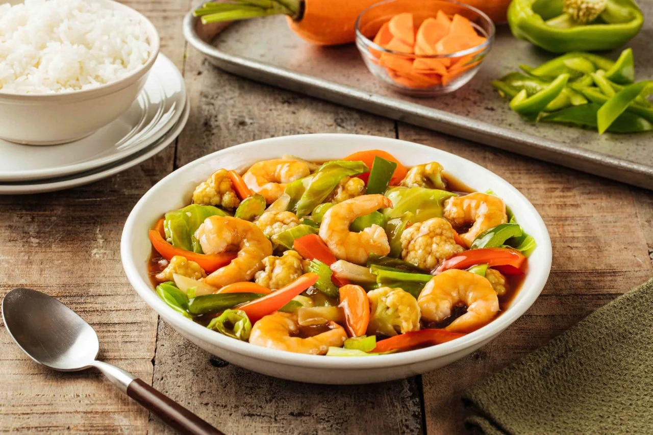 A bowl of Filipino-style chopsuey with shrimp